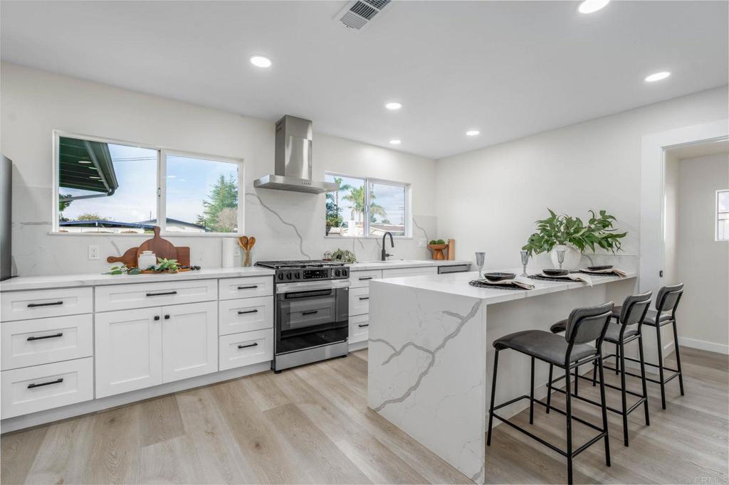 3567 Mount Everest Blvd