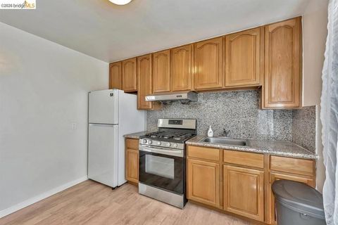 Photo of 1715 1715 9th Ave Ave, Oakland, CA 94606 (MLS # 41125703)