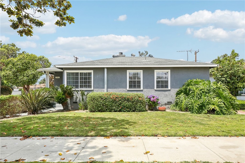 2905 Magnolia