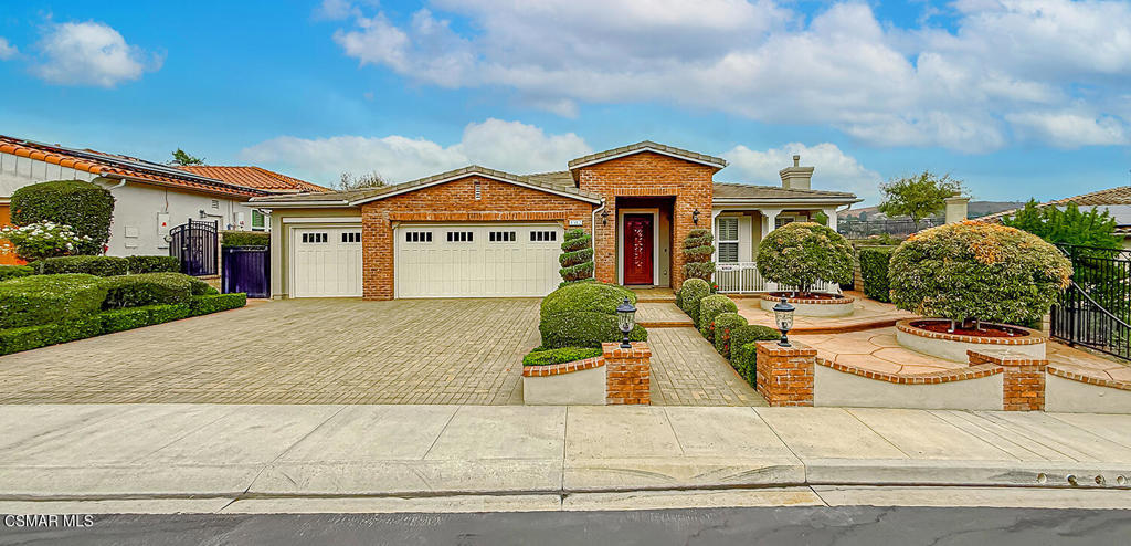 Properties 1512 Arroyo View Street