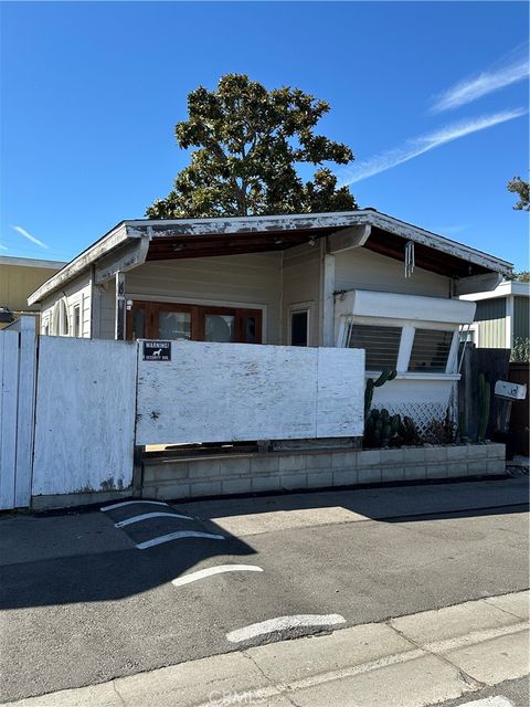 96 Welcome Lane Seal Beach CA 90740