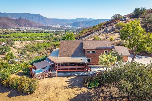 17552 S MESA DR, PAUMA VALLEY, CA 92061 - Image 83a17885ccf58b43d9cbc002e89c1928/876004813