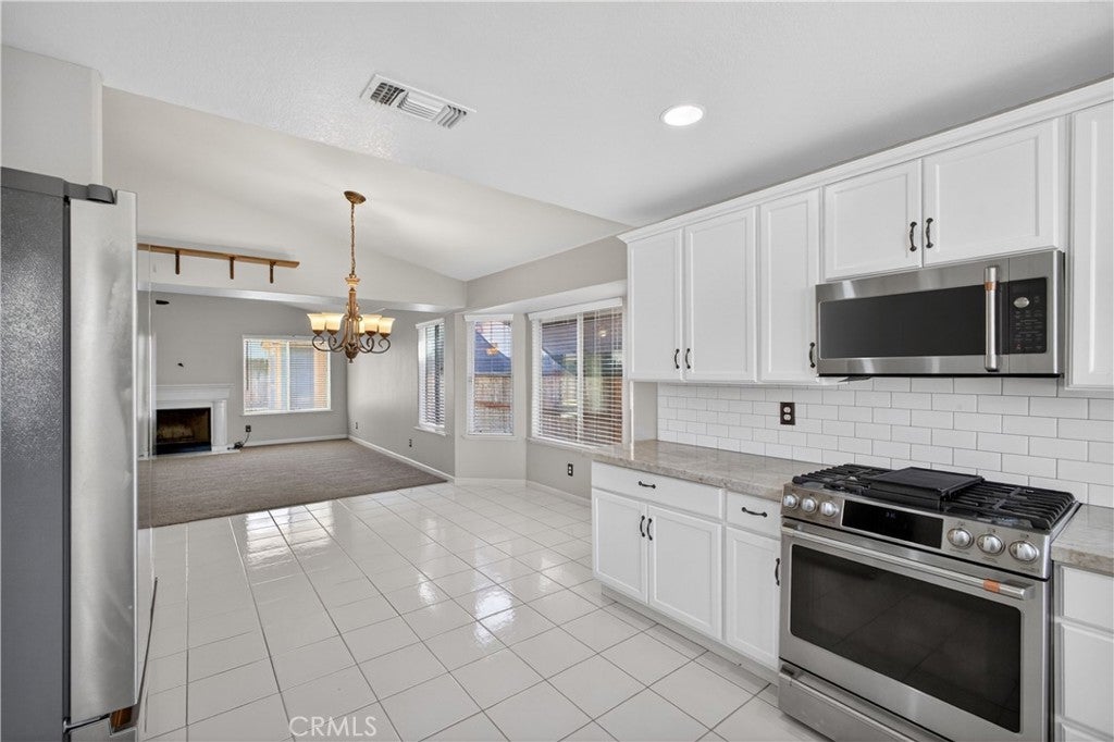 5577 W Paul