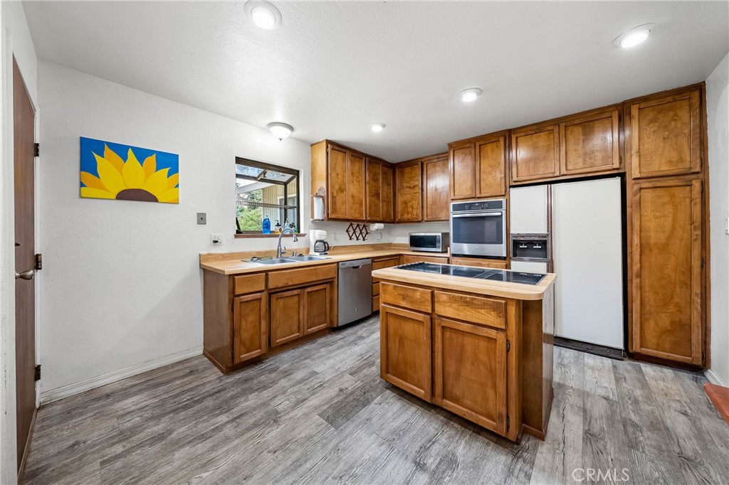 2976 Rancho Vista Drive