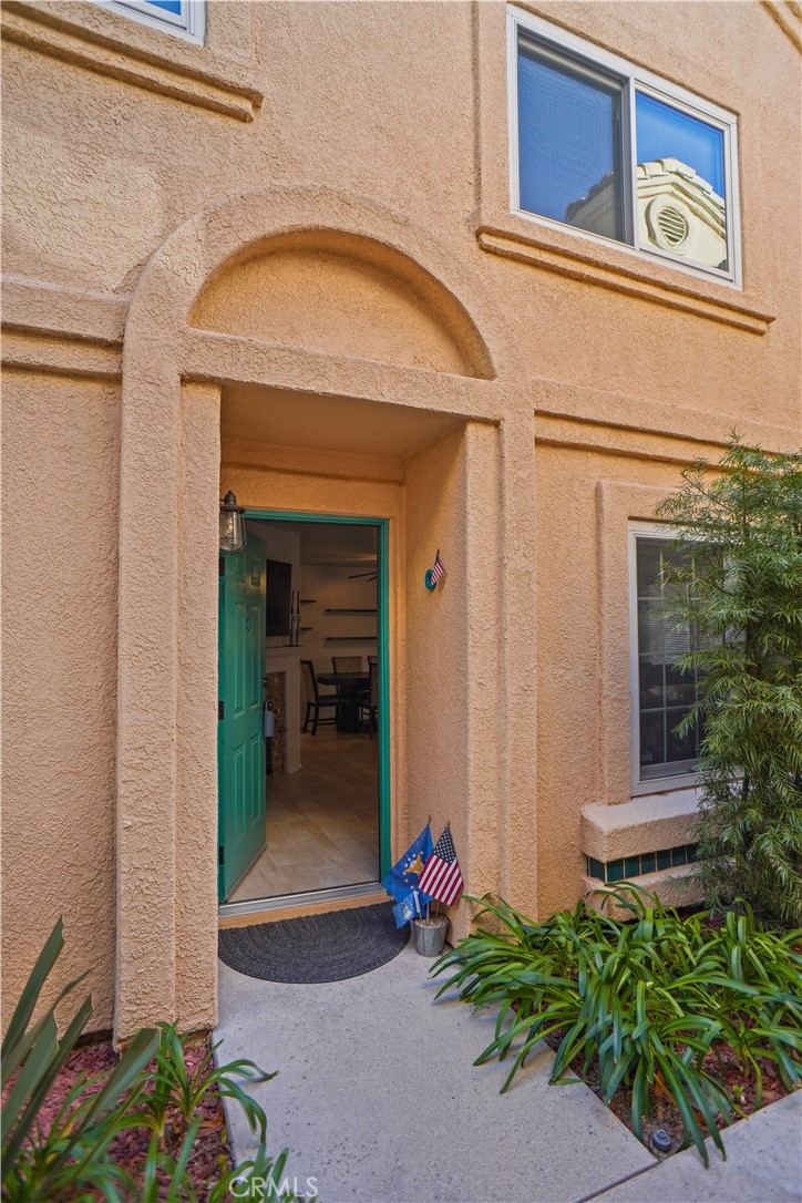 18740 Vista Del Canon C