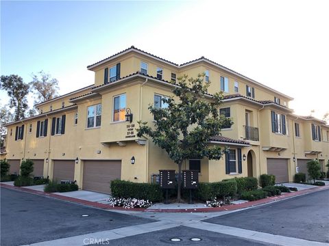 Photo of 122 Vintage #20, Irvine, CA 92620 (MLS # PW25271159)