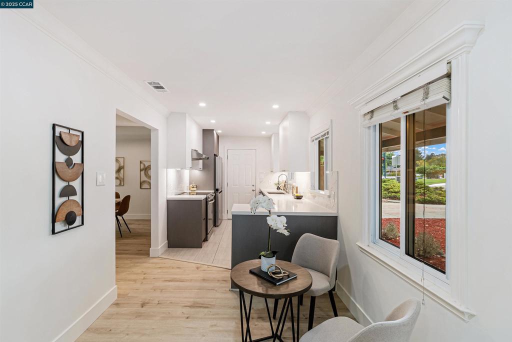 GREGORY GARDENS - Residential