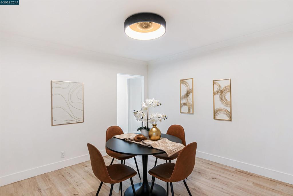 GREGORY GARDENS - Residential