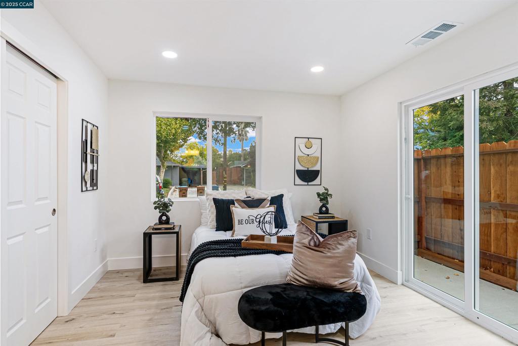 GREGORY GARDENS - Residential