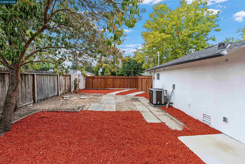 GREGORY GARDENS - Residential