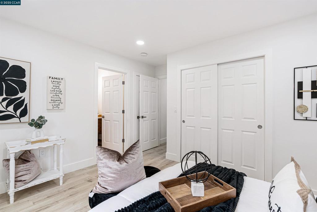 GREGORY GARDENS - Residential