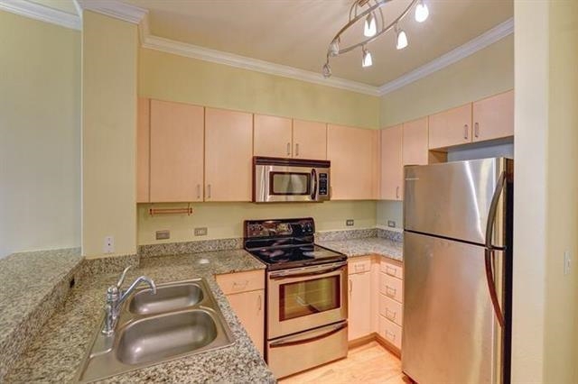 Here's the one downtown! This upgraded, gorgeous 1BR/1Ba unit w/exclusive use patio/entry, 8x5 Storage locker & Secure Parking Spot is in impeccable condition & close to EVERYTHING in San Diego. The Mills complex is clean, chic and won't disappoint. Interior upgrades include hardwood flooring, stainless steel appliances, maple cabinets, granite counters, closet organizers, in unit Washer-Dryer closet and two doors leading to your private entertaining/access patio on 7th. Walk to Law School, shops, etc. Neighborhoods: Bankers Hill/Cortez Hill