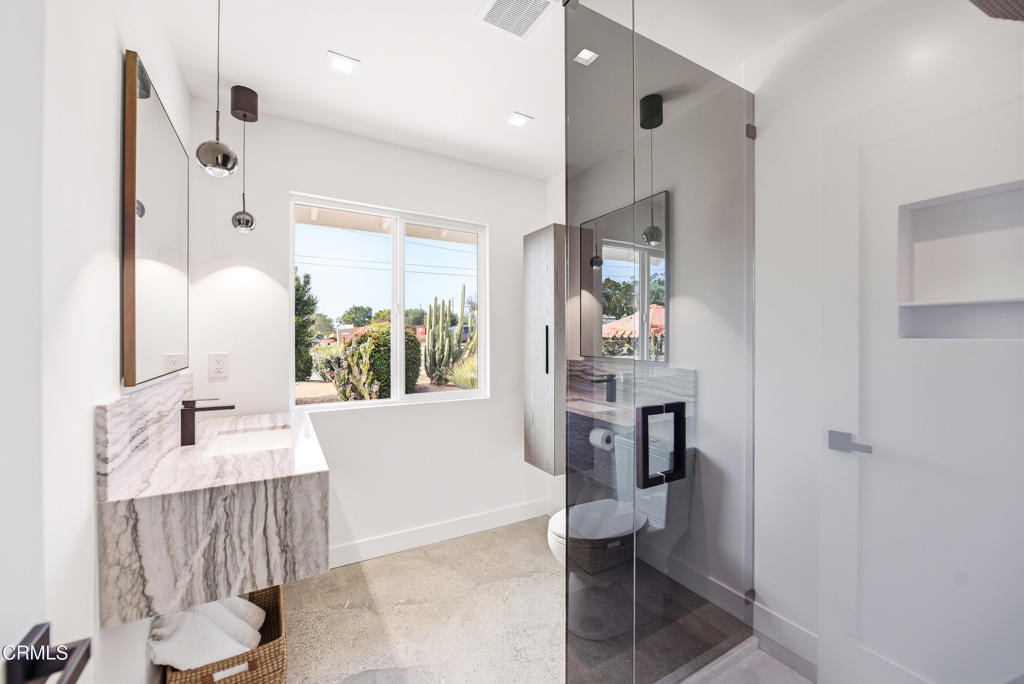 Las Posas Estates - 5249 - Residential