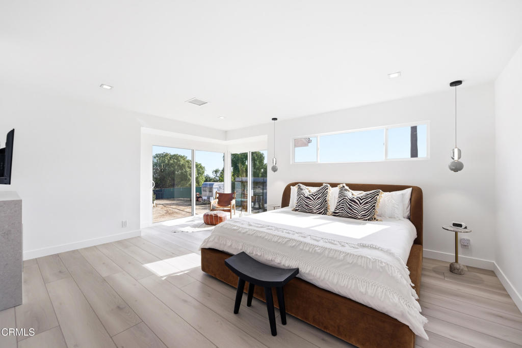 Las Posas Estates - 5249 - Residential