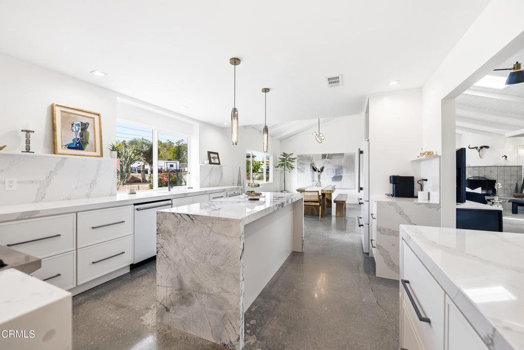 Las Posas Estates - 5249 - Residential