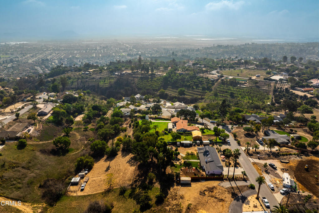 Las Posas Estates - 5249 - Residential