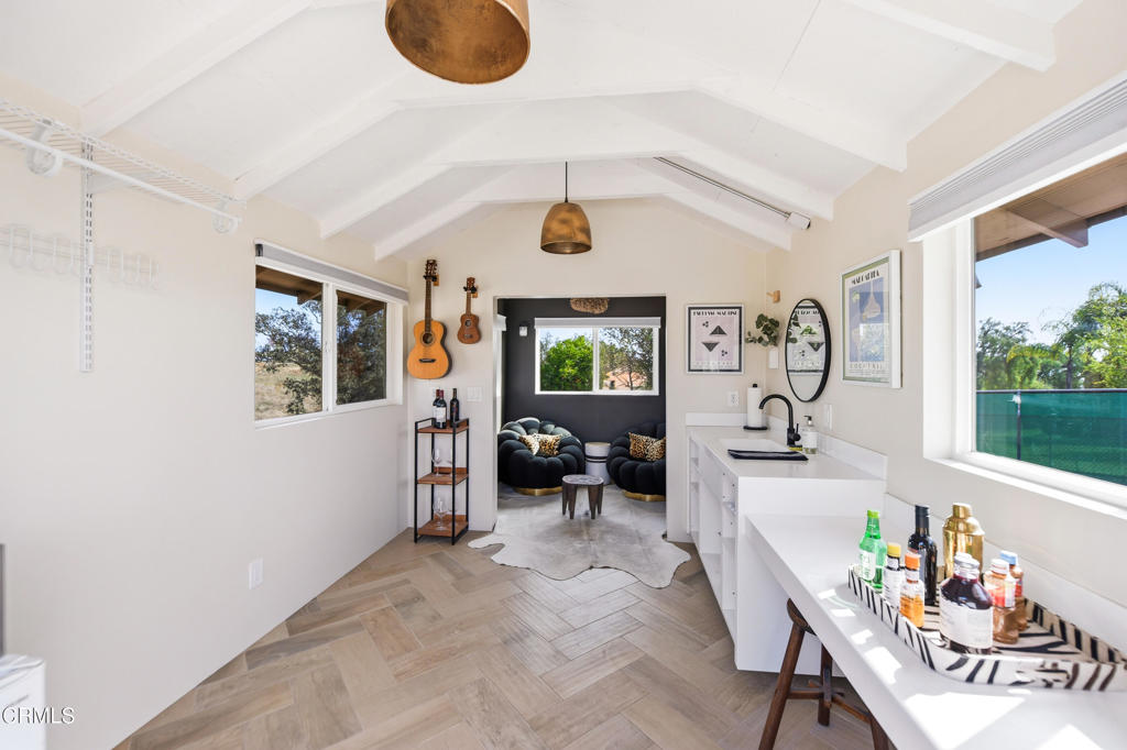 Las Posas Estates - 5249 - Residential