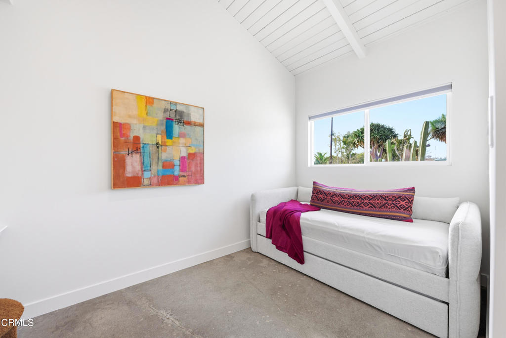 Las Posas Estates - 5249 - Residential