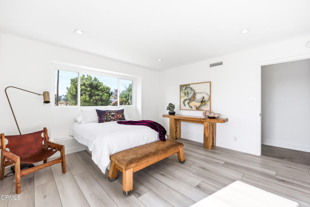 Las Posas Estates - 5249 - Residential