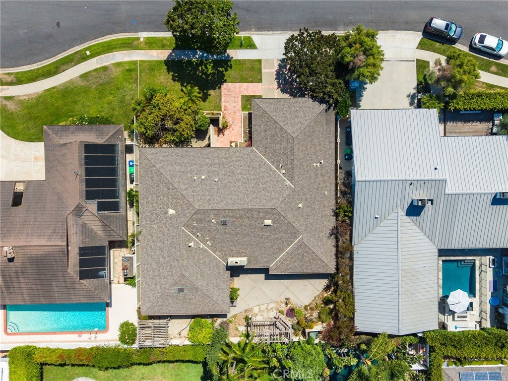 2012 Nautilus Lane, Newport Beach CA 92660 - Photo 13