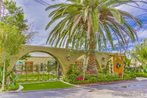 Photo of 2377 Linwood Street St, San Diego, CA 92110 (MLS # 260014093SD)