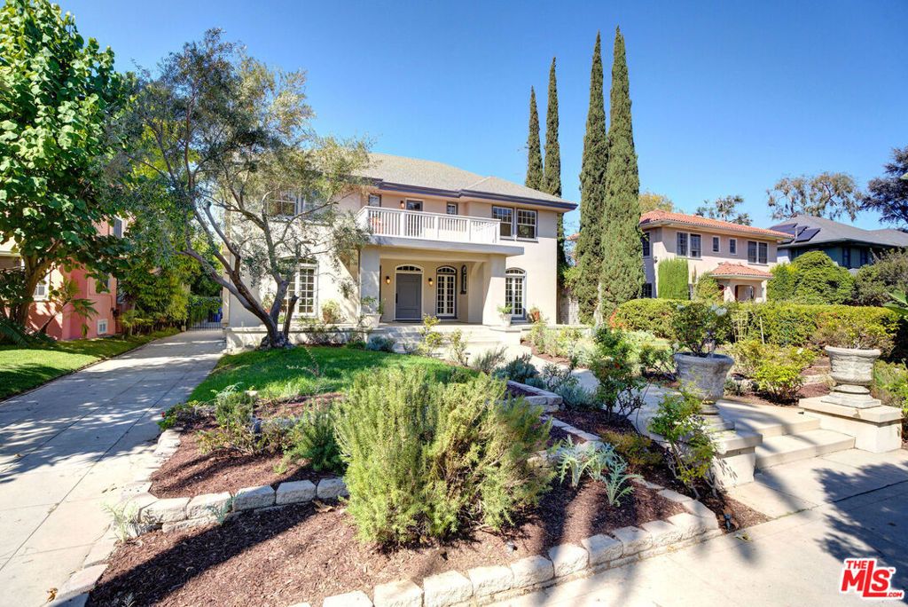 Photo of 1663 Virginia Road, Los Angeles, CA 90019 (MLS # 25604383)