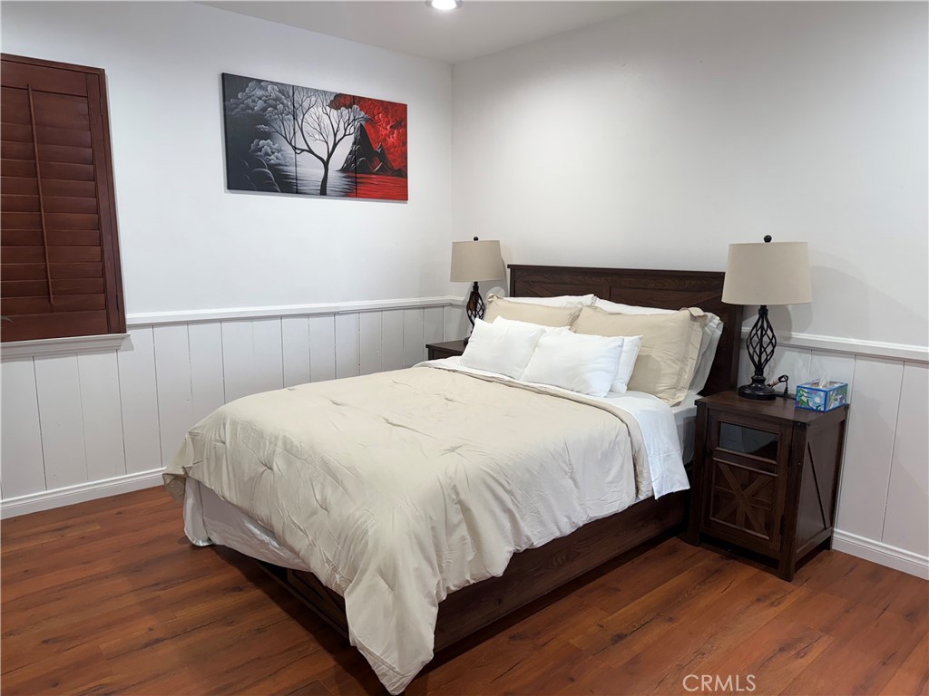 Welcome to this private and cozy Junior ADU, located on the side of the main home in a quiet Valley Glen triplex. Furnished or unfurnished, it's your choice! Gated and with its own separate entrance, this well-designed studio offers a comfortable living space perfect for simplicity, convenience, and privacy.
Inside, you’ll find a bright layout with a combined living and sleeping area, a compact kitchen with essential appliances and storage, and a private bathroom. Air conditioning and heating provide year-round comfort. Pets are welcome, making this the perfect spot for you and your furry companion.
Situated just minutes from the 170 freeway, you'll enjoy easy access to parks, shopping, dining, and major commuter routes. Zoned for Coldwater Canyon Elementary, James Madison Middle, and Grant High School.
Kindly note, this rental is for the Junior ADU only. This unit enjoys its own private entrance and is one of several thoughtfully separated homes on the property.