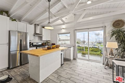 6712 S Culver Place Playa Del Rey CA 90293