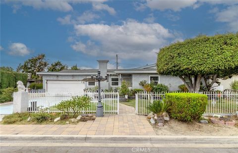 2517 w merle anaheim ca 92804