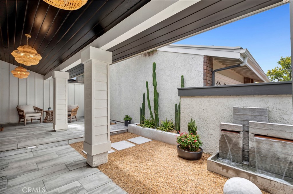 11 Mainsail Drive