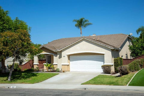 Photo of 5001 Calle Arquero, Oceanside, CA 92057 (MLS # 260023392SD)