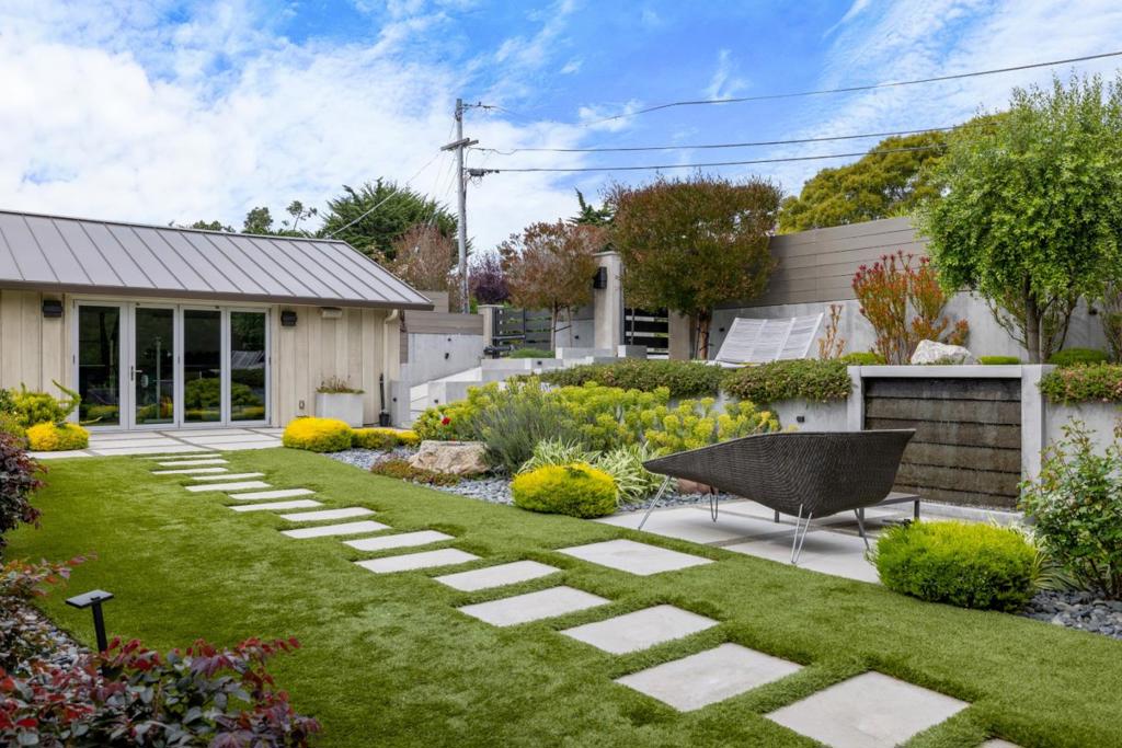 26219 Atherton Place