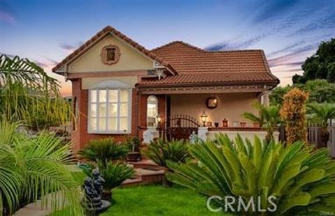 606 N Park Pomona CA 91768