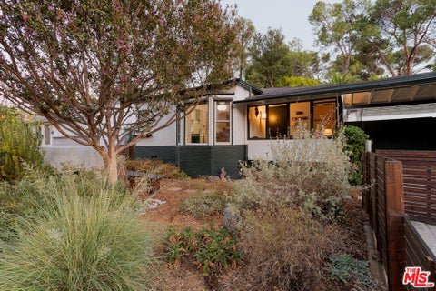 Photo of 3822 York Boulevard, Los Angeles, CA 90065 (MLS # 26989039)