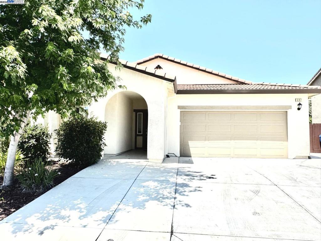 Beautiful Home at a Great Price in a Newer Community! Welcome to this gorgeous, move-in-ready home featuring fresh interior paint and brand new carpet throughout. Located just minutes from top-rated Elementary Schools, Woodward Park, Bass Pro Shops, Walmart, AMC Theatres, Valley Fitness, and an array of restaurants and shops — this home offers both comfort and convenience. Inside, you'll find an open-concept kitchen with a center island, brand new range and hood, and stainless steel appliances included. The bonus room can be used as a home theater, office, or even a 5th bedroom — perfect for your family's needs. The spacious master bedroom and all other rooms include walk-in closets, providing plenty of storage. Other highlights include a Tesla charger, easy access to Hwy 99 and I-5, and a relaxing backyard gazebo for shade and outdoor enjoyment. With parking for up to 4 vehicles in front of the home, this property checks all the boxes. Don’t miss out — come see it today!