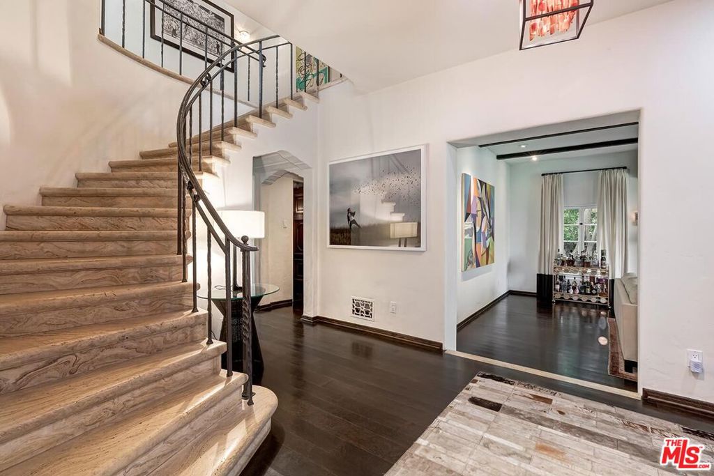 10778 Weyburn Avenue