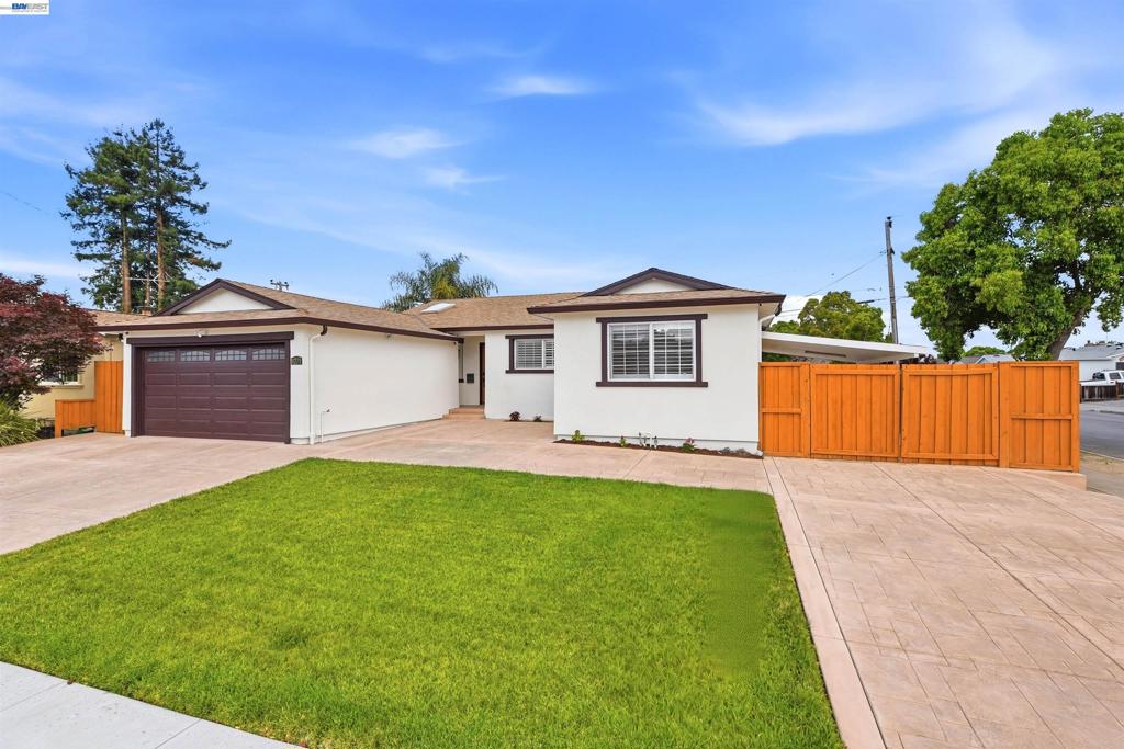4201 Torres Ave