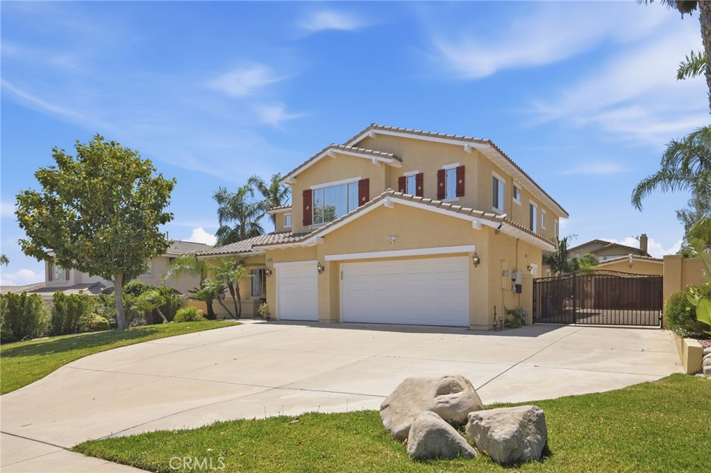 5526 Cheyenne Court