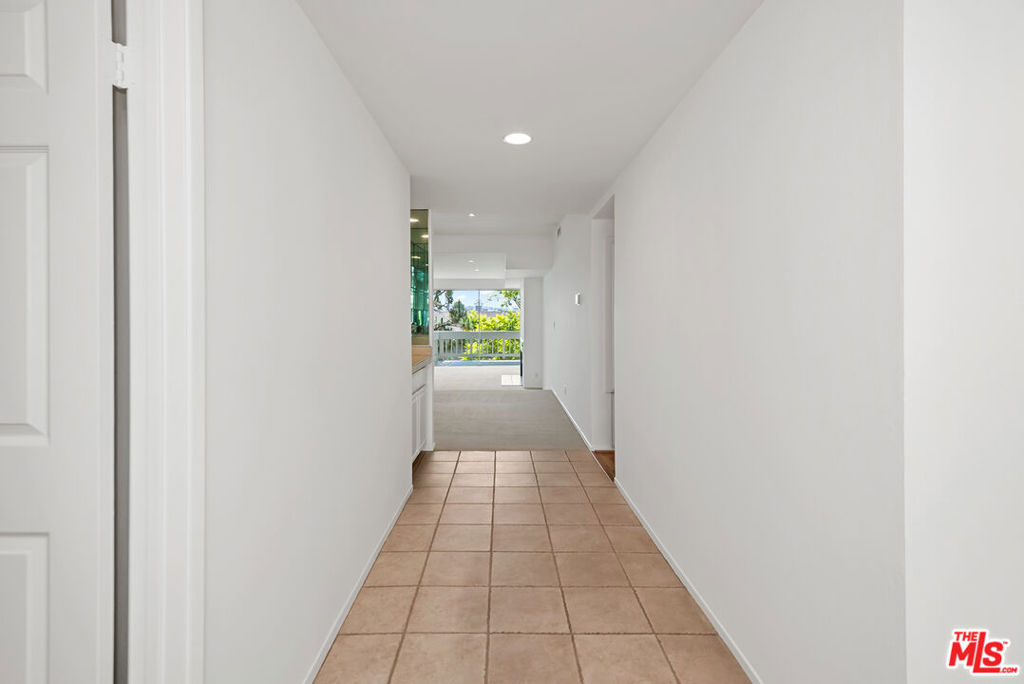 13078 Mindanao Way 207