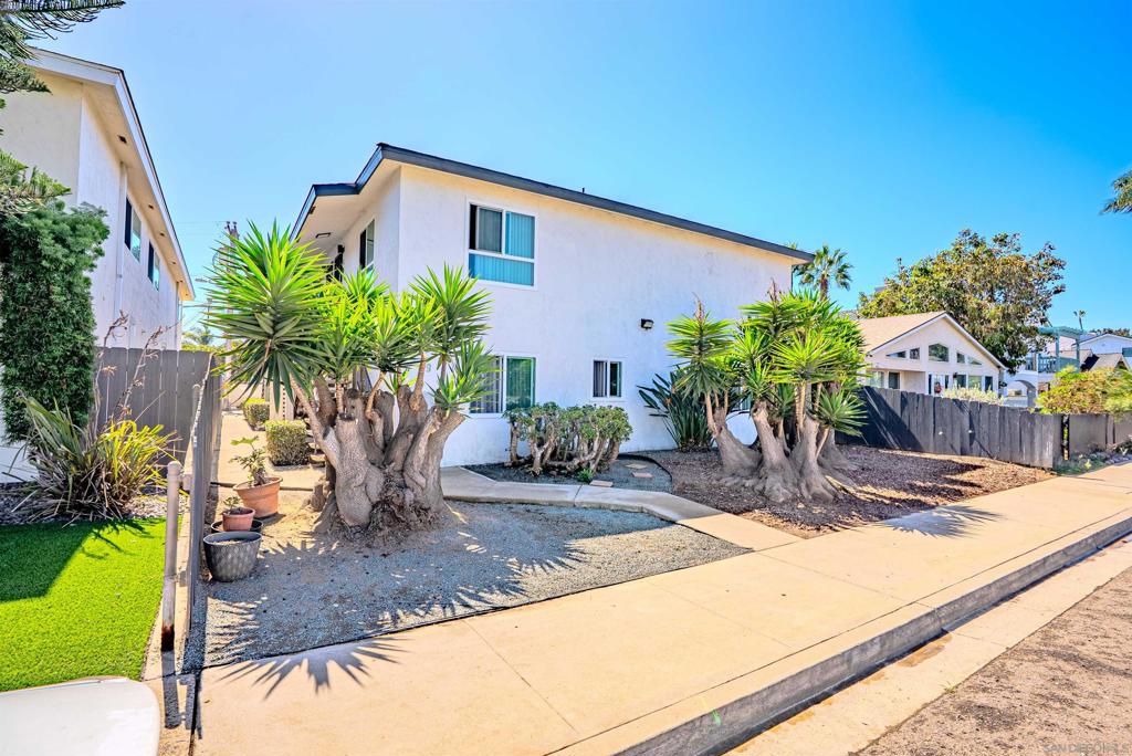 269 Elder Ave