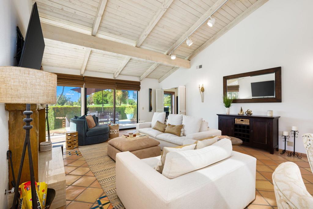Mountain Cove - Residential Lease