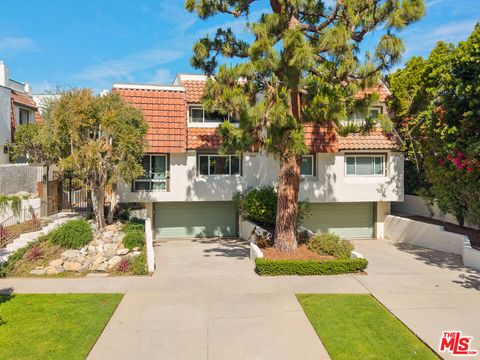 Photo of 129 Alta Avenue #7, Santa Monica, CA 90402 (MLS # 26670259)