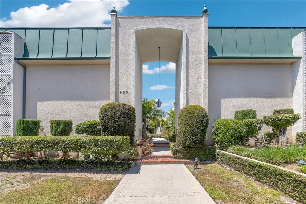 837 Magnolia Avenue