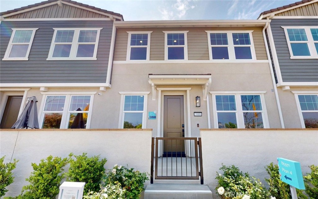 3306 S. ROCKHURST PASEO