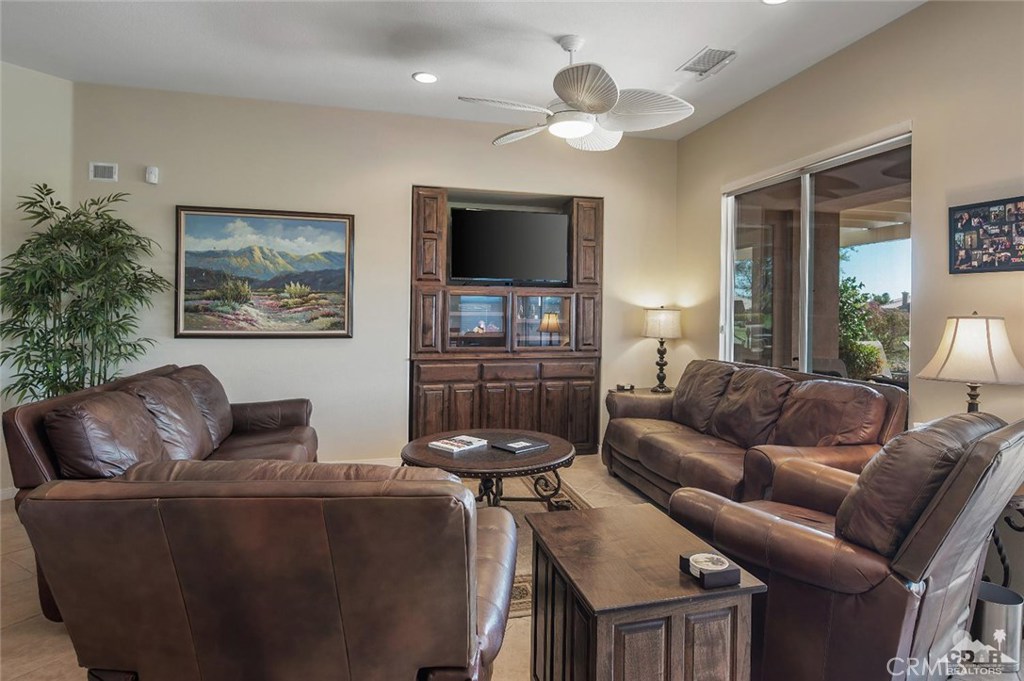 Heritage Palms CC - Residential