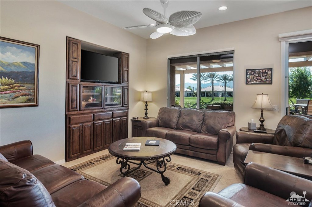 Heritage Palms CC - Residential