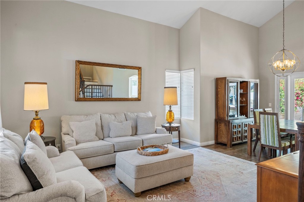 43490 Calle Nacido