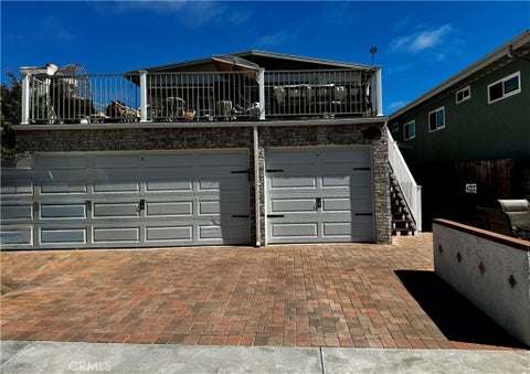 Photo of 209 Avenida Serra #A, San Clemente, CA 92672 (MLS # OC26174546)