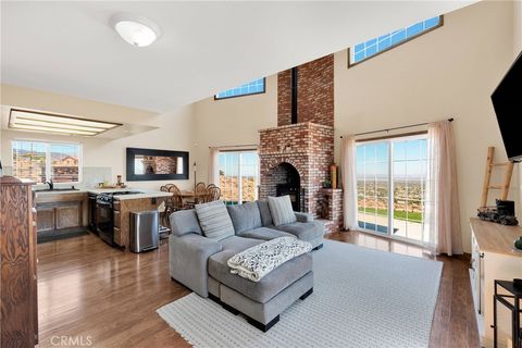 8316 Lona Lane Pinon Hills CA 92372