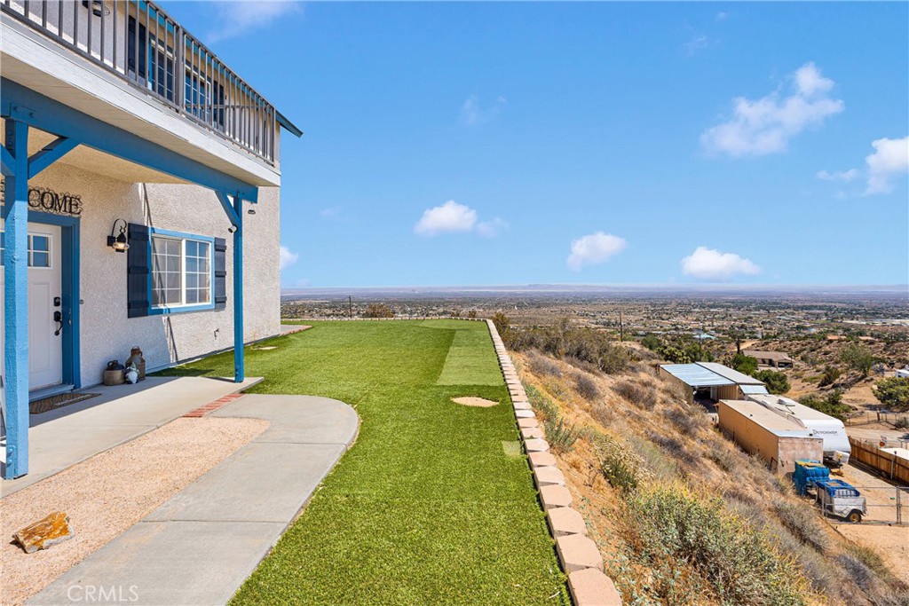 8316 Lona Lane